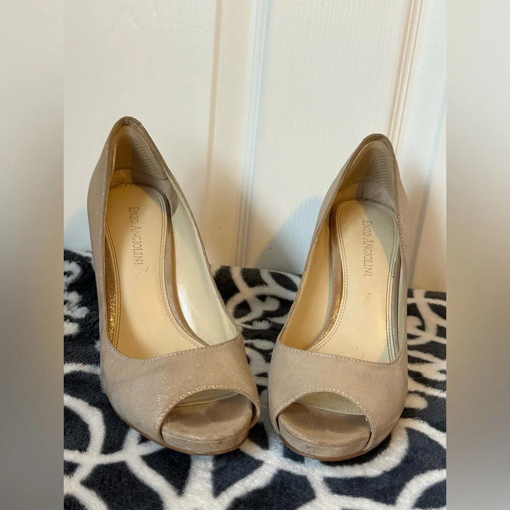 Enzo Angiolini Champagne Gold Peep Toe Heels Women’s Size 7M Designer Formal - Picture 12 of 13